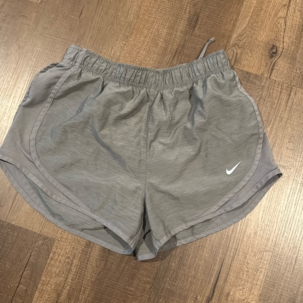 Gray Nike short